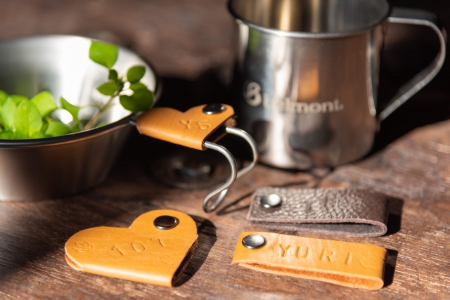 革製品や革製小物の素材メインビジュアル